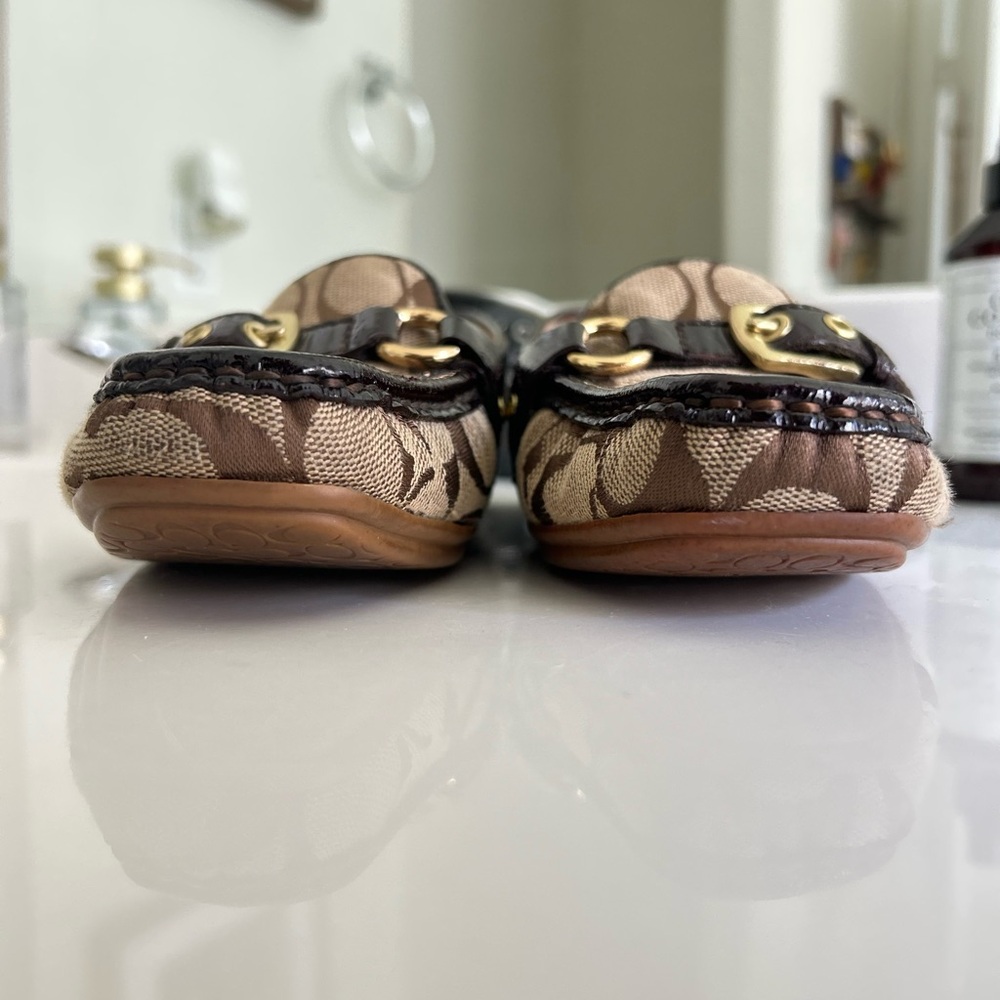 Classic Coach Signature Jacquard Loafers with Leather Trim – Size 8 - Picture 9 of 14